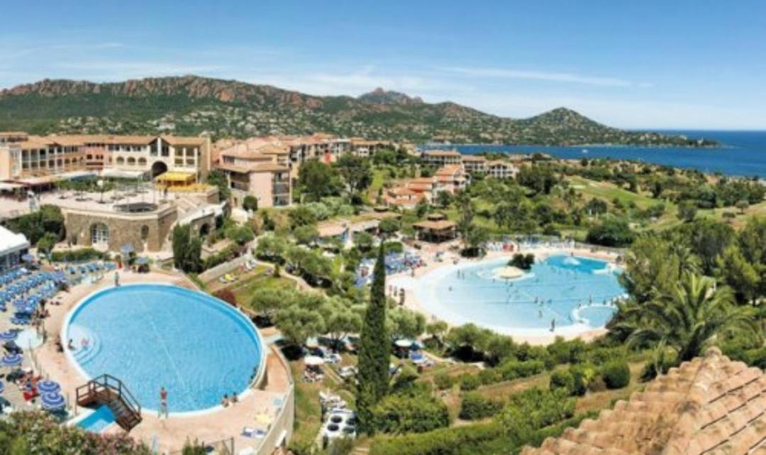 Superbe Appartement Avec Vue Mer Et Piscine Сен-Рафаель Екстер'єр фото